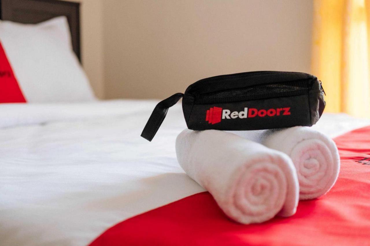 Reddoorz Apartment @ Sentul Tower Bogor Eksteriør bilde