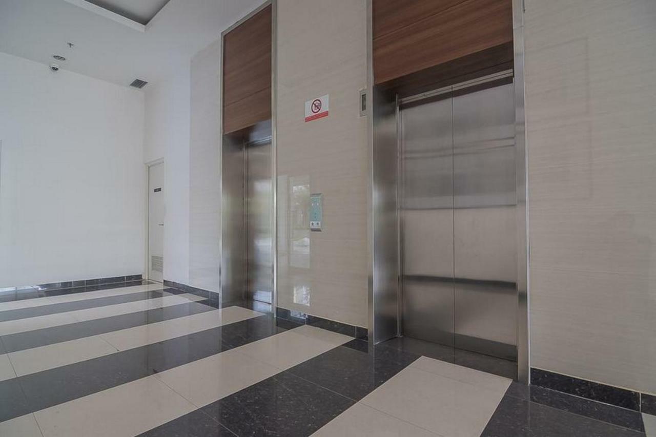 Reddoorz Apartment @ Sentul Tower Bogor Eksteriør bilde